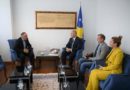 Veprimtari Kombëtar Nik Hiseni takohet me Kryeministrin Haradinaj
