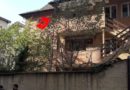 Enveristi dhe atdhetari Muzafer Kumanova ngre Flamurin ??në Ballkonin e tij në Ferizaj(Foto)