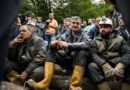 Agim Xhigoli Kryetar i Frontit Popullor ngushëllon familjet e minatorëve