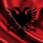 Atdhetari dhe këngëtari Dedë Dushaj shembull se si duhet atdheu Shqipëria