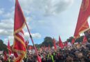 OVL UÇK FALEMINDERIT PATRIOT QË MORET PJESË NË DEMONSTRATË PAQESORE