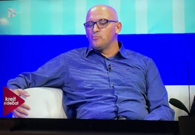 Selca :Hashim Thaçi lider i përmasave botërore Selca :Hashim Thaçi lider i përmasave botërore