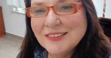 Nga e nderuara Kumrie Shala