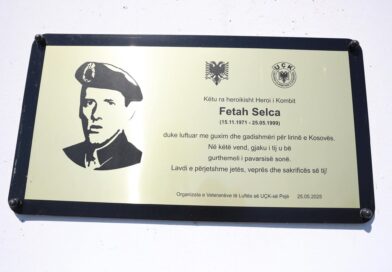 Ramush Haradinaj kujton dëshmorët e mëmëdheut Ramush Haradinaj kujton dëshmorët e mëmëdheut