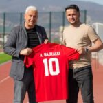 Ish ylli i futbollit Ardian Bajraliu viziton SC Gjilanin Ish ylli i futbollit Ardian Bajraliu viziton SC Gjilanin