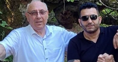 Çlirimtari Arben Krasniqi e uron për ditëlindje shokun Fadil Fazliun