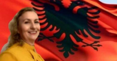 Ditëmadhja ime -Elvira Zeneli