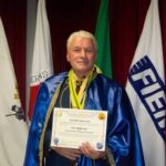 Vazhdojnë nderimet për profesorin shkrimtarin Mhill Velaj Vazhdojnë nderimet për profesorin shkrimtarin Mhill Velaj