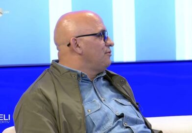 Fronti Popullor i Enver Hoxhes ngushëllon Rexhep Rexhepin veprimtarin kombëtar për vdekjen e nënës