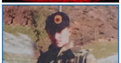 Hysni Kajtazi trimi i UÇK-së që ra dëshmor për çlirimin e trojeve shqiptare Hysni Kajtazi trimi i UÇK-së që ra dëshmor për çlirimin e trojeve shqiptare