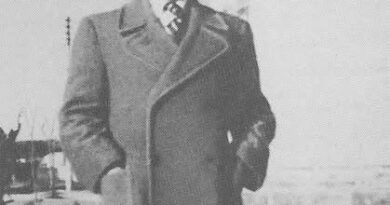 Selca:Enver Hoxha mësuesi më i madh i kombit