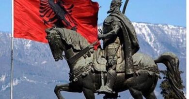 David Nue:Gjergj Kastrioti i lavdishëm me 2Mars 1444 Bashkoi shqiptarët David Nue:Gjergj Kastrioti i lavdishëm me 2Mars 1444 Bashkoi shqiptarët