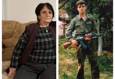 Fronti Popullor dhe Enveristët kujtojnë Nënën e dëshmorit Naim Nimonaj të ndjerën Gjykë Nimonaj
