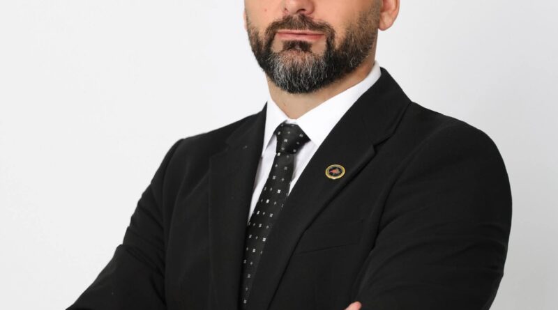 Labinot Panxha aktivist veteran i AAK -së kandidat për deputet