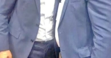 Bekim Jupa uron Kadri Veselin e lavdishëm Bekim Jupa uron Kadri Veselin e lavdishëm