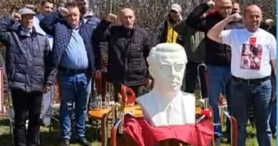 Agim Xhigoli dhe Fronti urojn ditën e çlirimit të Ferizajit dhe Kosoves Agim Xhigoli dhe Fronti urojn ditën e çlirimit të Ferizajit dhe Kosoves