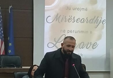 Drejtori Plus Kult z.Përparim Ukaj me aktivitete në Pejë